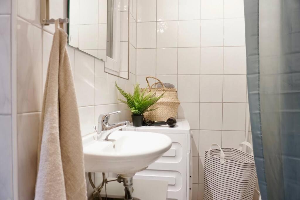 Gemutliches Kleines Studio-Apartment In Top Lage Nahe Karlsruhe Innenstadt Mit Klimaanlage Buitenkant foto
