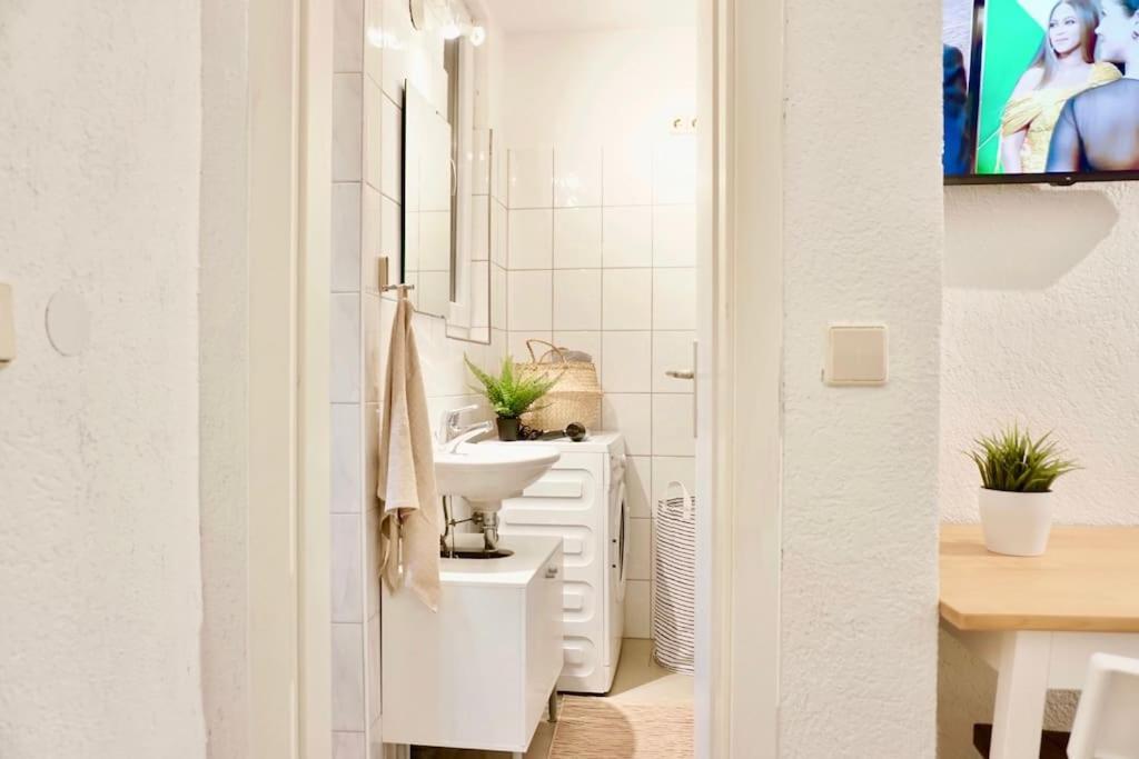 Gemutliches Kleines Studio-Apartment In Top Lage Nahe Karlsruhe Innenstadt Mit Klimaanlage Buitenkant foto